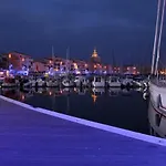 Maison Type Pavillon Sans Vis A Vis Au Cap D'agde