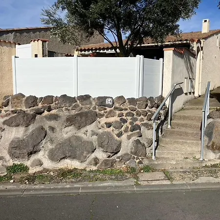 Semesterbostad Maison Type Pavillon Sans Vis A Vis Au Cap D'agde Agde