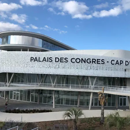 Maison Type Pavillon Sans Vis A Vis Au Cap D'agde Holiday home Agde