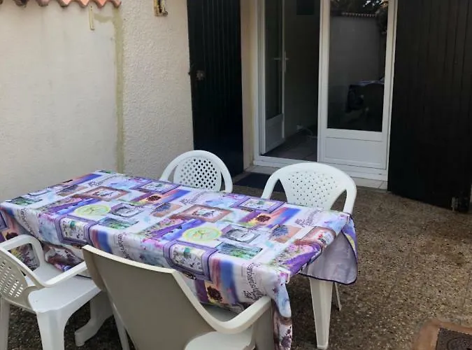 Maison Type Pavillon Sans Vis A Vis Au Cap D'agde 阿格德