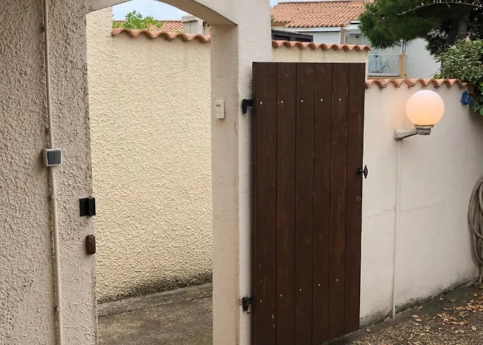 別荘 Maison Type Pavillon Sans Vis A Vis Au Cap D'agde アグド