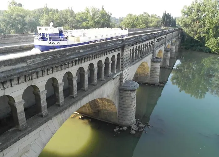 Maison Type Pavillon Sans Vis A Vis Au Cap D'agde